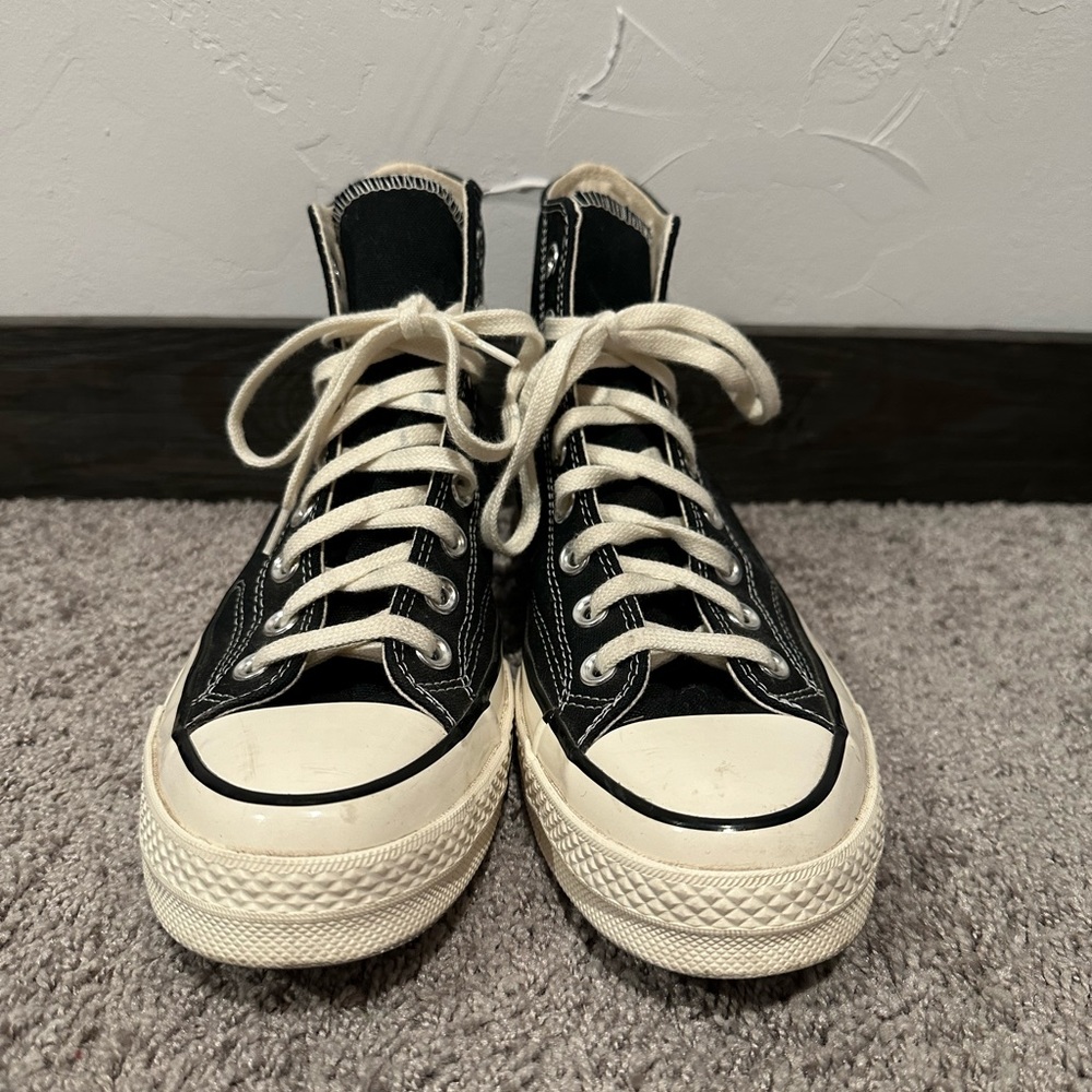 converse men’s 7.5 women’s 9.5